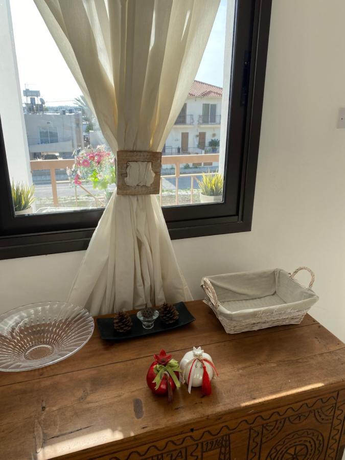 Two Bedroom Duplex :Mountain And Sea View Larnaca Exterior photo